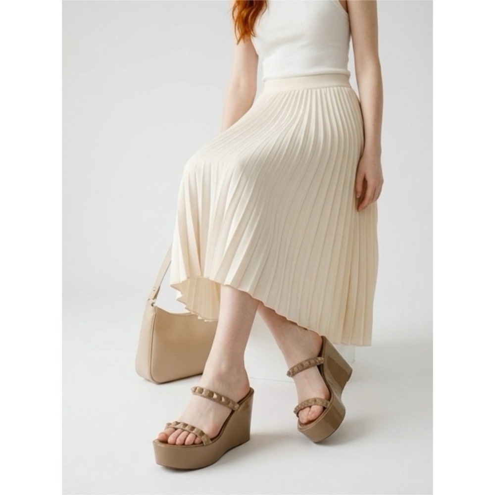 (b4/15)Carmen Sol Tonino Mid Wedge - Nude Size 10